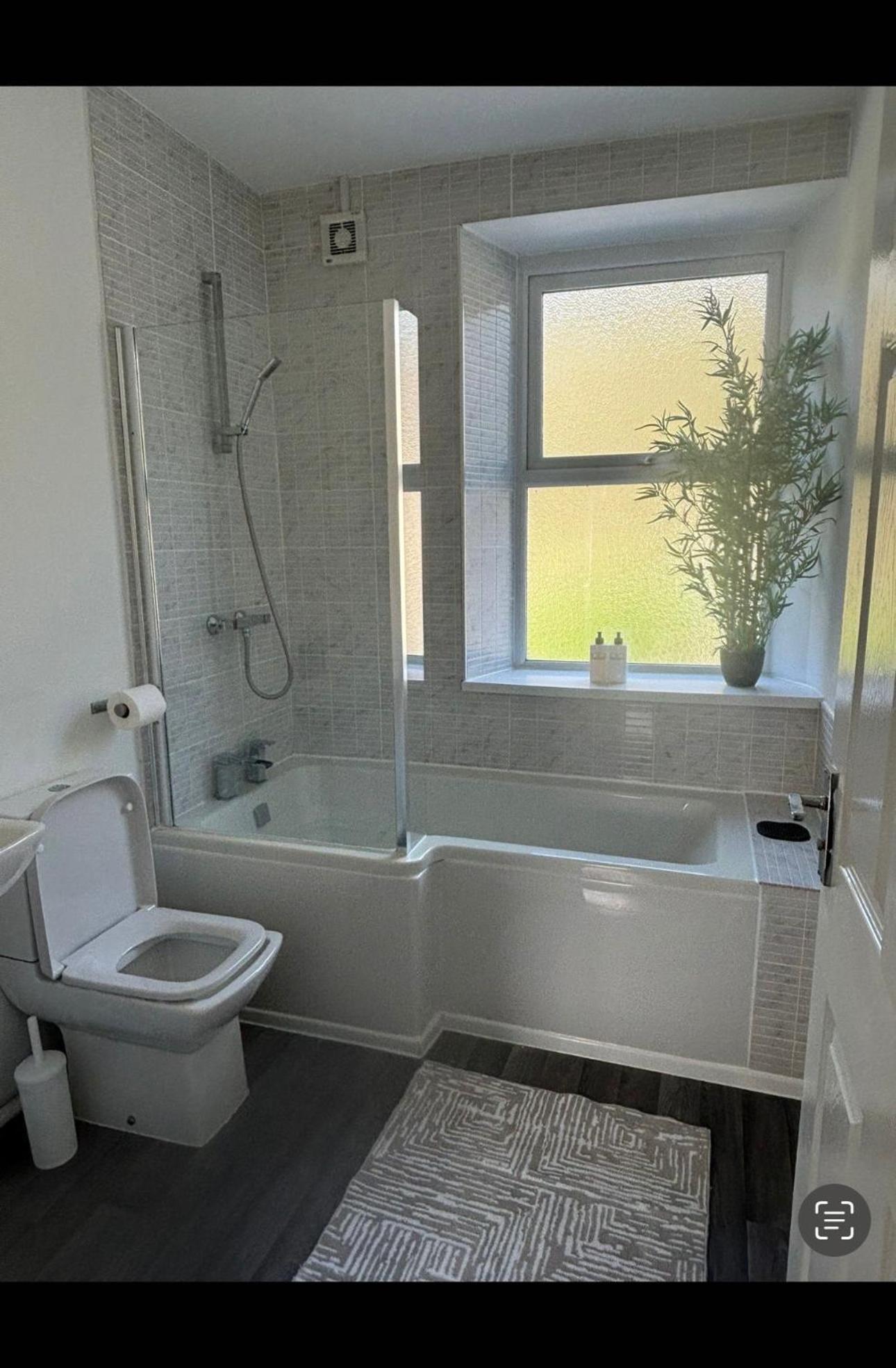 Cardiff/Pernath Home2 部屋 写真